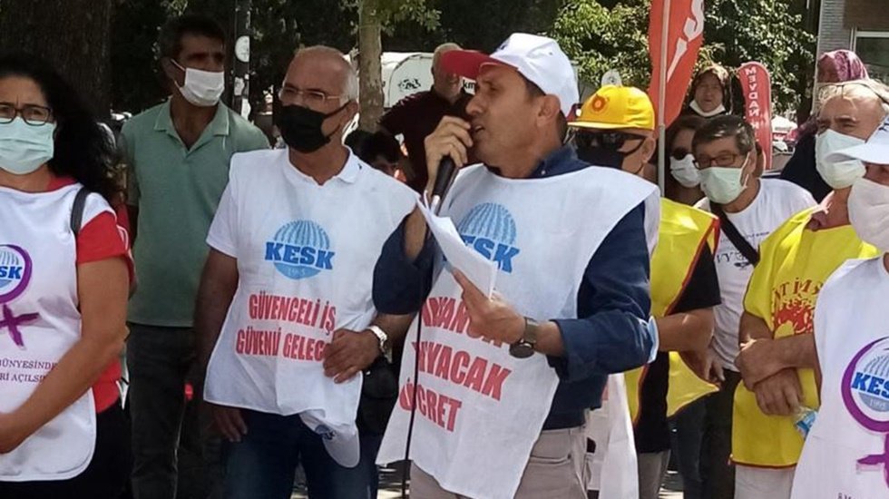 Ankara&rsquo;ya y&uuml;r&uuml;y&uuml;ş başlatan KESK'liler basın a&ccedil;ıklaması yaptı
