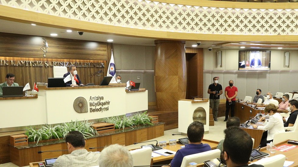 Antalya&rsquo;da yanan ormanlar yeniden yeşertilecek