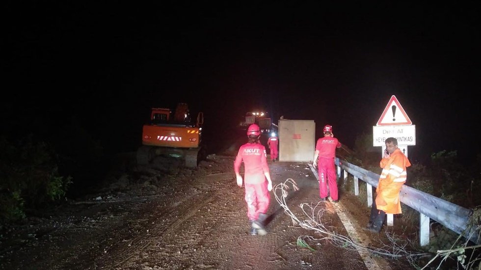 Bakan Koca a&ccedil;ıkadı: Sinop ve Kastamonu&rsquo;daki sellerde &ouml;l&uuml; sayısı 38'ye y&uuml;kseldi