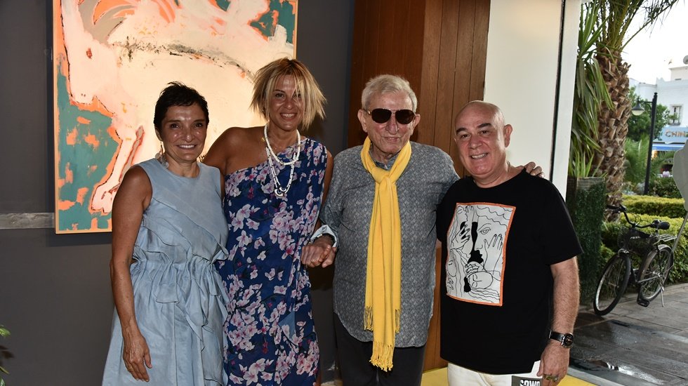 G&uuml;ven Kıra&ccedil;'ın Resim Sergisi Bodrum ziyarete a&ccedil;ıldı