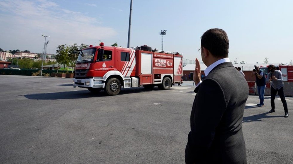 İmamoğlu: “İtfaiye teşkilatımızı bütün İstanbul halkı adına kutluyorum”