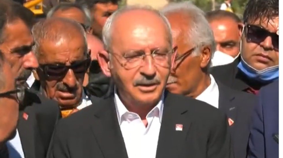 Kılı&ccedil;daroğlu sel b&ouml;lgesinde: &ldquo;Hi&ccedil; kimse yalnız hissetmesin b&uuml;t&uuml;n bu ihtiya&ccedil;ları karşılayacağız&rdquo;
