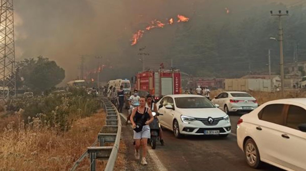 Marmaris Hisar&ouml;n&uuml; tahliye ediliyor