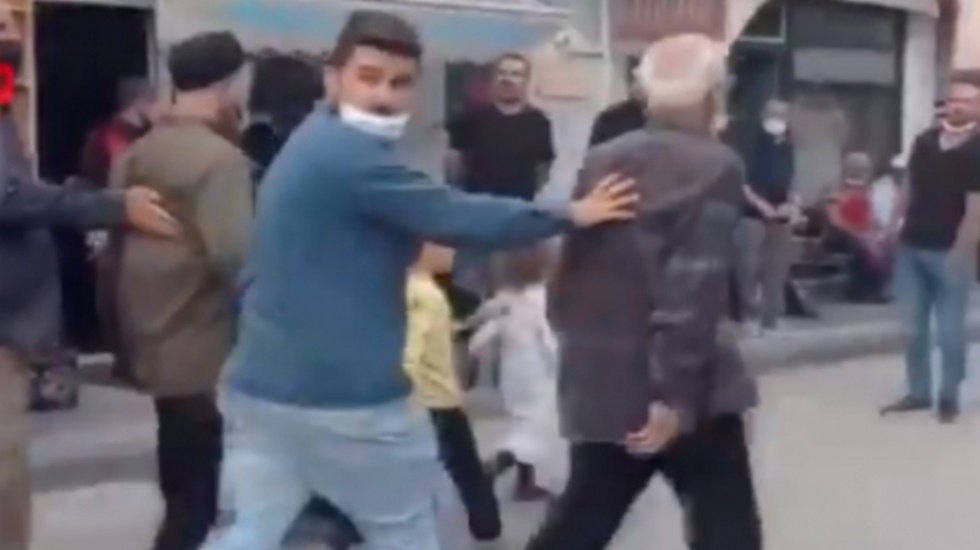 Meral Akşener'e Sivas'ta saldırı girişimi