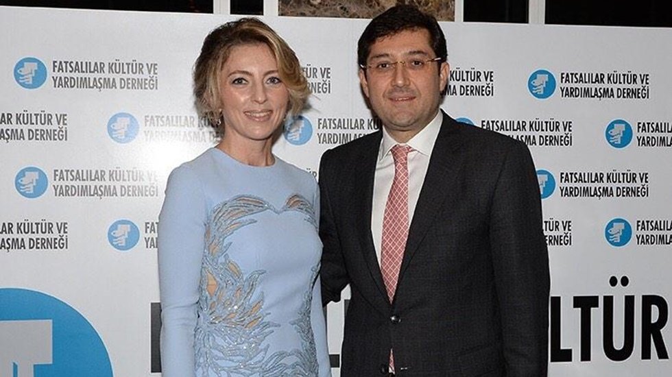 Murat Hazinedar'ın eşi Özlem Hazinedar İYİ Parti'ye katıldı