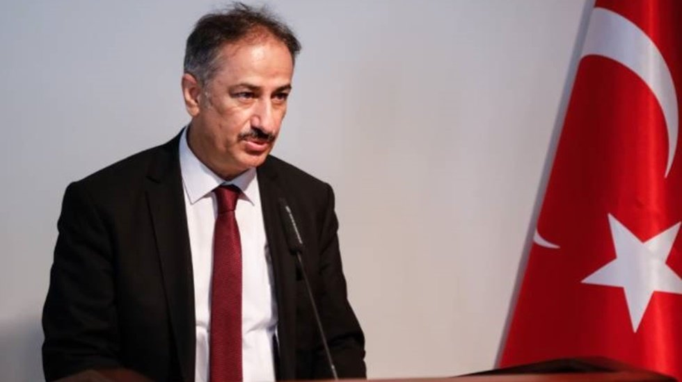 Naci İnci'nin ilk işi, &ouml;ğrencilerin disiplin soruşturmalarına iptal talimatı