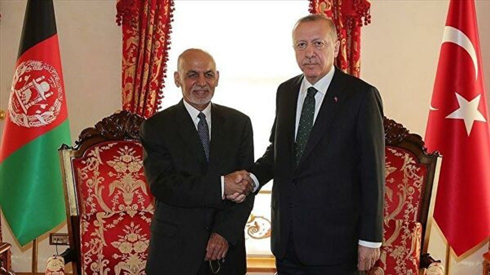 Reuters duyurdu: &ldquo;Afganistan Cumhurbaşkanı Eşref Gani &uuml;lkeyi terk etti&rdquo;