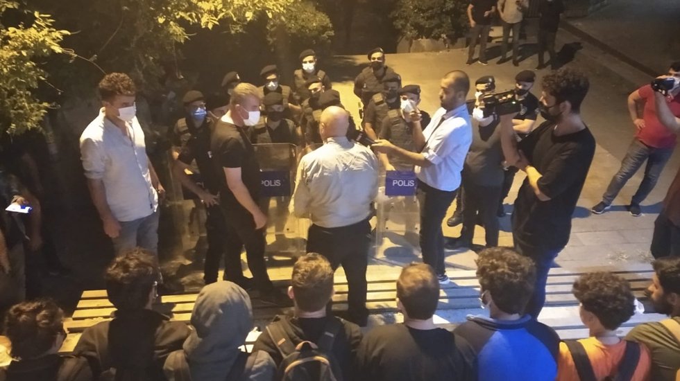 CHP&rsquo;li Tanal İ&ccedil;işleri Bakanlığı ve Emniyet&rsquo;i Ombudsmanlık&rsquo;a şikayet etti
