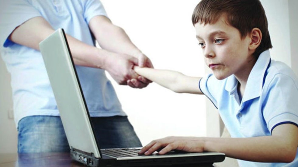 Azılı su&ccedil; &ouml;rg&uuml;tleri, &ccedil;ocuklarımıza bir &ldquo;tık&rdquo; kadar yakın&hellip;