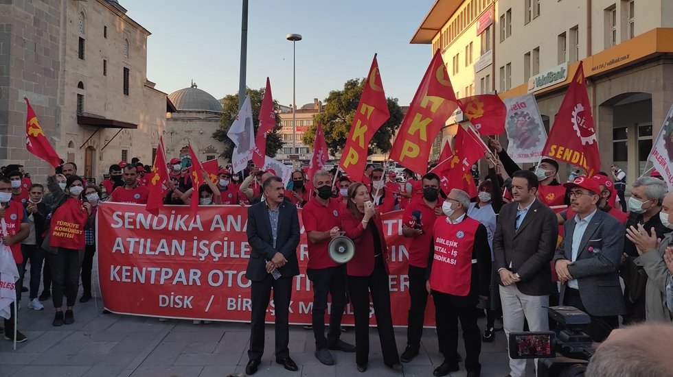 DİSK: "Kentpar iş&ccedil;isinin her zaman yanlarında olacağız"