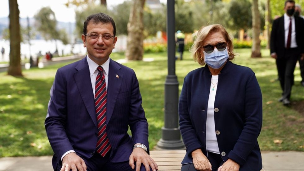 Ekrem İmamoğlu G&uuml;ler Sabancı parkta buluştu