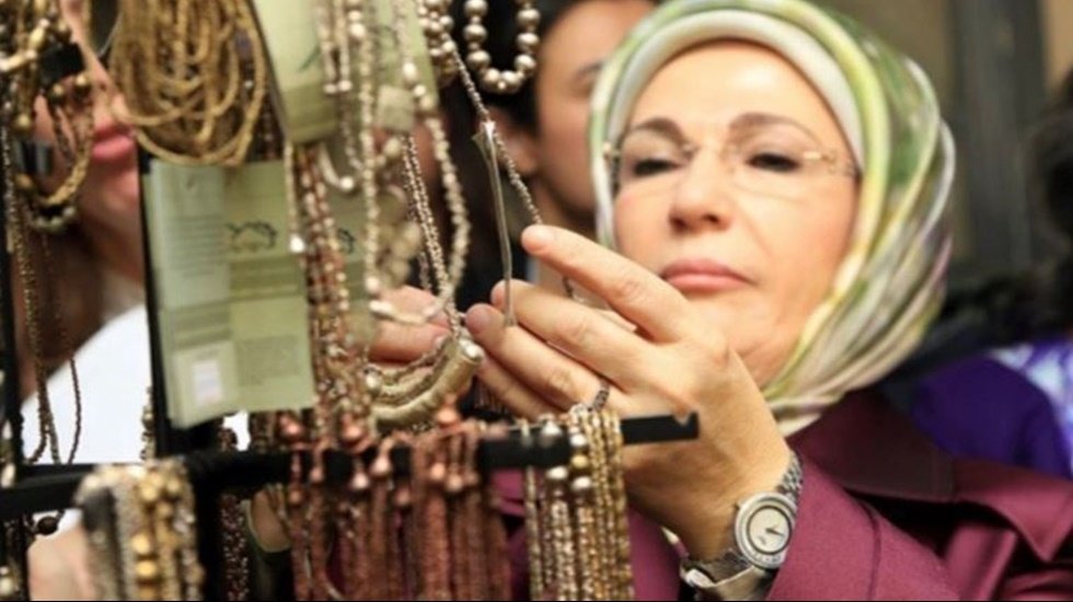 Atık kağıt toplayıcılarından 'Emine Erdoğan' iddiası