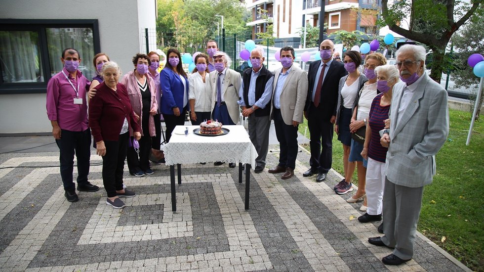Kadık&ouml;y Belediyesi Alzheimer merkezinin 4. Yılı kutlandı