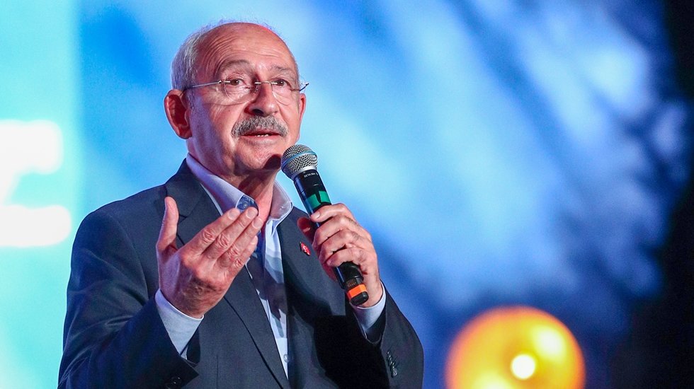 Kılı&ccedil;daroğlu: &ldquo;Suriyeli kardeşlerimize kızmayacağız, onları buraya getirenlere kızacağız&rdquo;