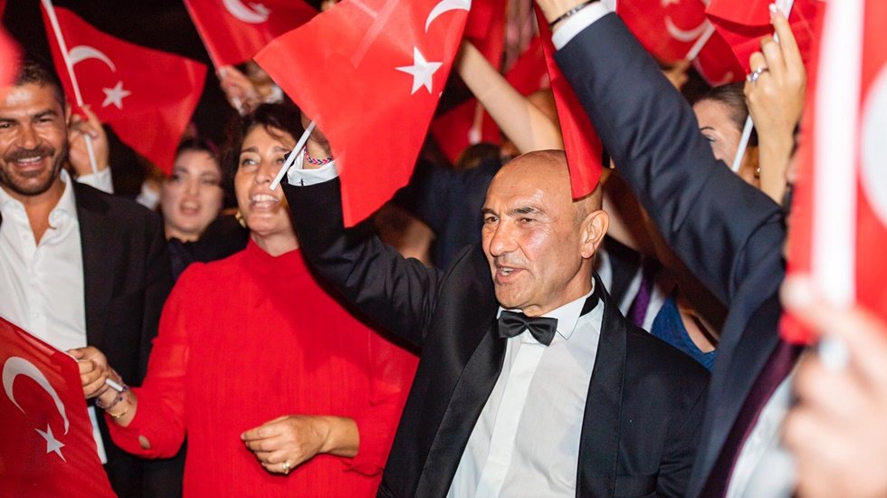Soyer: &ldquo;9 Eyl&uuml;l&rsquo;de D&uuml;nya halklarına &ouml;rnek bir destan yazıldı&rdquo;