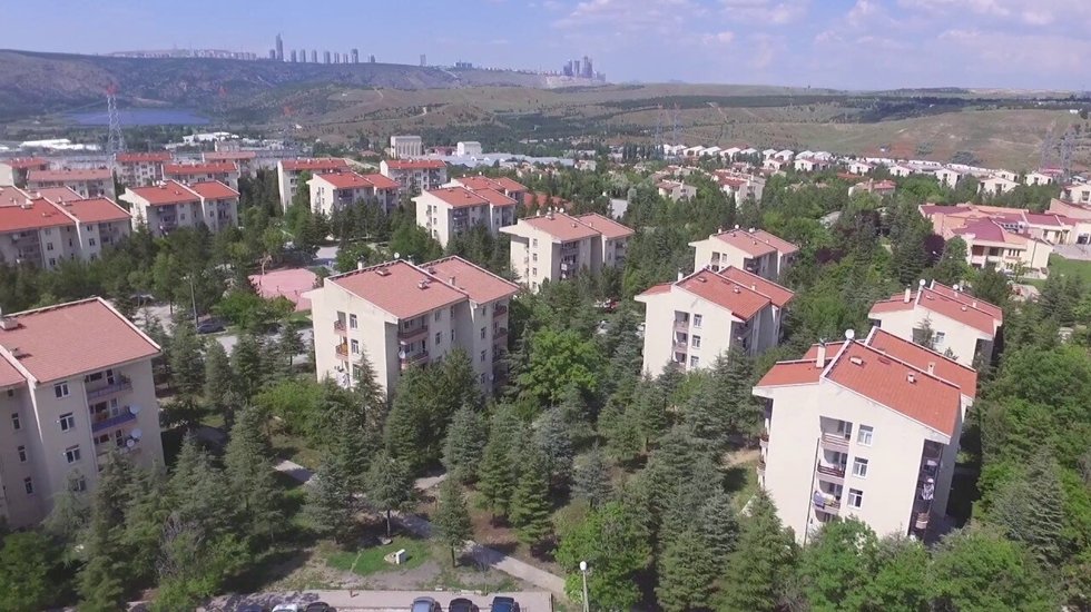 Tek şikayet yetiyor! Oturduğu binada bunu yapan yandı&hellip;