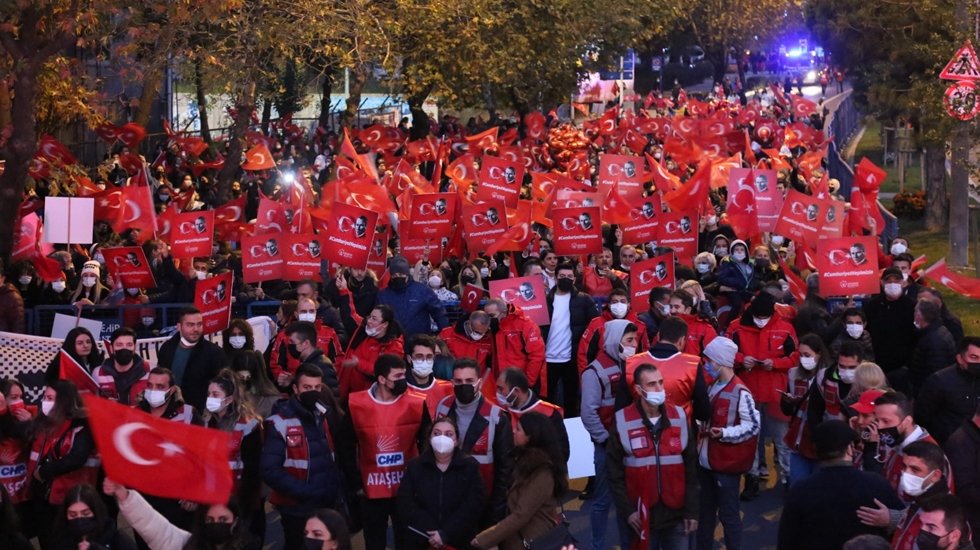 98 yıldır dinmeyen coşkuyla on binler Alaşehir&rsquo;de buluştu