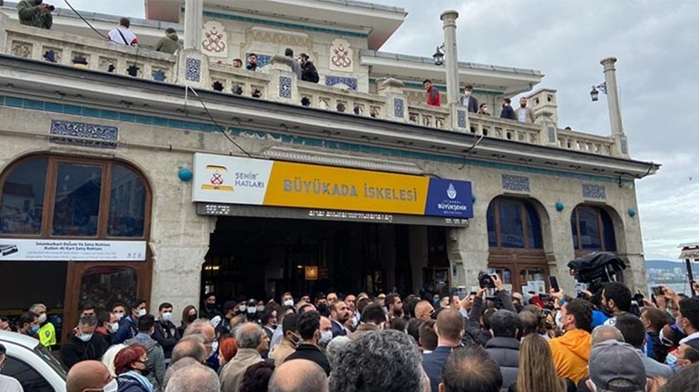 İstanbul'un bazı ilçelerin bütçesi belli oldu: 339 milyon lira ile en düşük Adalar bütçesi