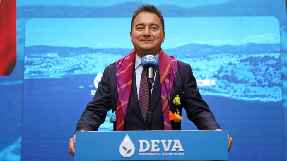 Babacan: &lsquo;Faiz kararı Merkez Bankası&rsquo;nın değil, Erdoğan&rsquo;ın&rsquo;