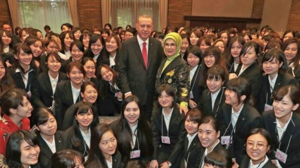 Boyun Eğme yazdı: 'Afedersiniz kadın! &uuml;niversitesi'