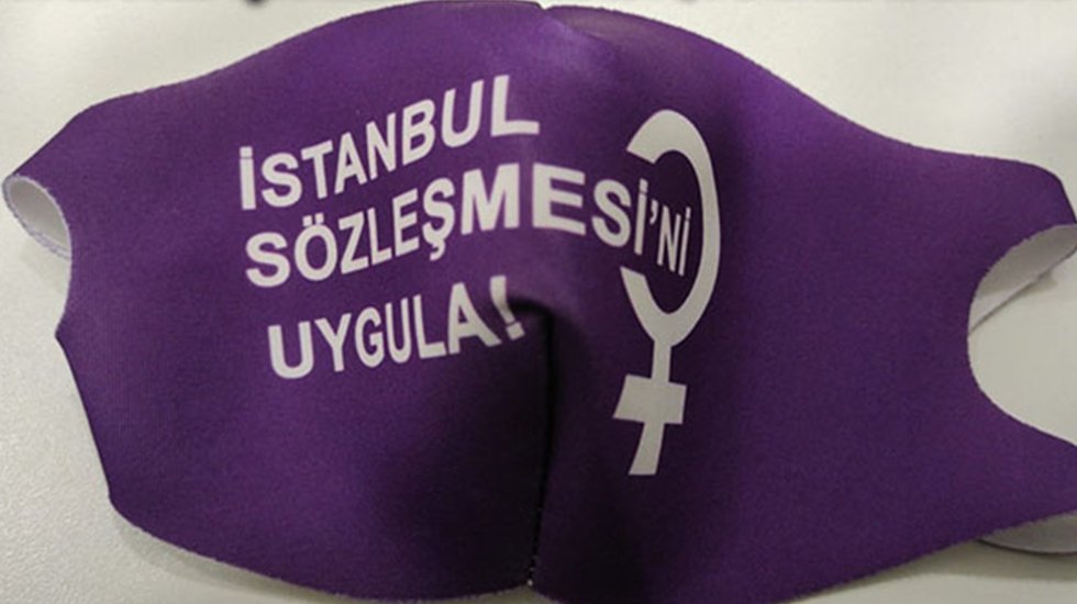 DE&Uuml; Rekt&ouml;r&uuml;nden 'İstanbul S&ouml;zleşmesi Yaşatır' maskesine m&uuml;dahale