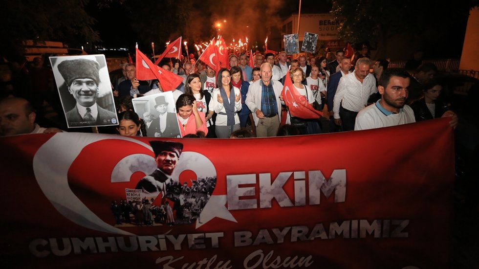 Efes Sel&ccedil;uk&rsquo;ta Cumhuriyet coşkusu kentin d&ouml;rt bir yanını saracak.