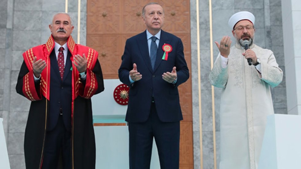 Eminağaoğlu&rsquo;nun Ali Erbaş hakkında g&ouml;revden alınma başvuru talebi işleme bile konmadı!