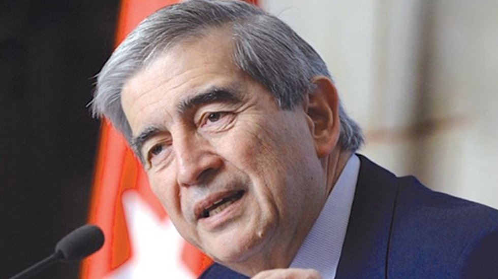 Eski b&uuml;y&uuml;kel&ccedil;i Onur &Ouml;ymen b&uuml;y&uuml;kel&ccedil;i krizini değerlendirdi