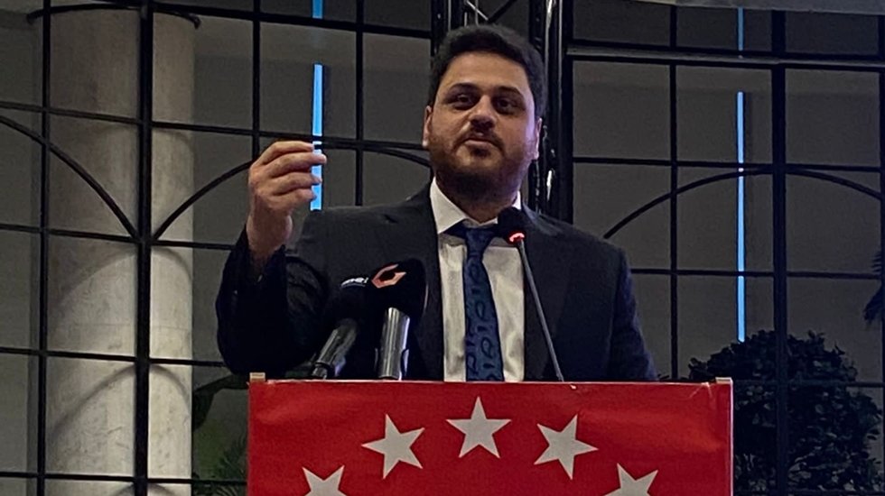 H&uuml;seyin Baş: "Diploması olmayan ne insanlar g&ouml;rd&uuml; bu &uuml;lke"