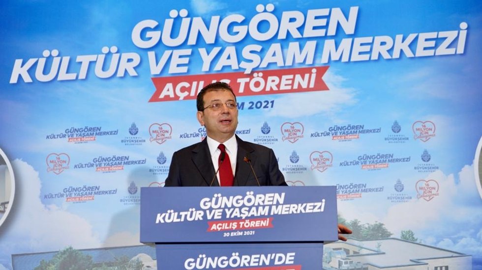 İmamoğlu&rsquo;ndan &lsquo;Partizanlık&rsquo; Uyarısı: &ldquo;Siyaset, millete hizmet i&ccedil;in bir ara&ccedil;tır&rdquo;