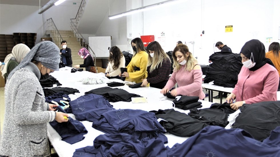 &ldquo;Kadınların y&uuml;zde 35&rsquo;i &ccedil;alışmıyor veya iş arıyor&rdquo;