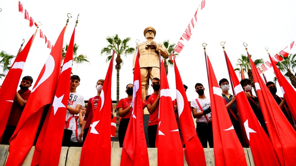 Mersin&rsquo;de Cumhuriyet Bayramı