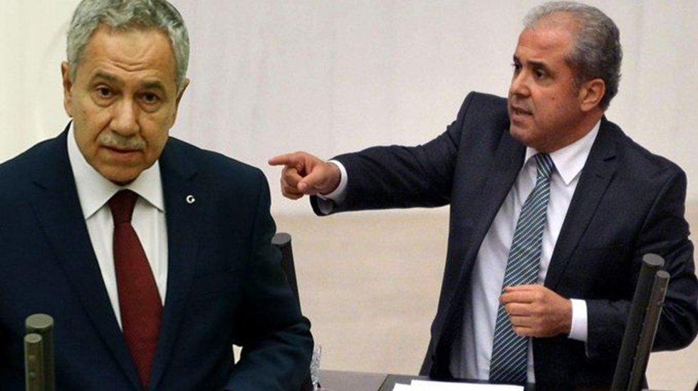 Şamil Tayyar&rsquo;dan &nbsp;B&uuml;lent Arın&ccedil;'a: "AK Parti&rsquo;de niye duruyorsun?"