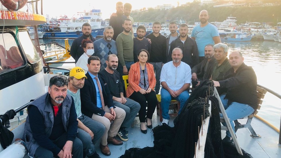 Akaryakıt zammı balık&ccedil;ı teknelerini alabora edecek!