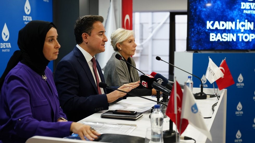Babacan'dan Metin G&uuml;rcan&rsquo;ın g&ouml;zaltına alınmasına tepki: "DEVA kadrolarını asla yıldıramazlar"