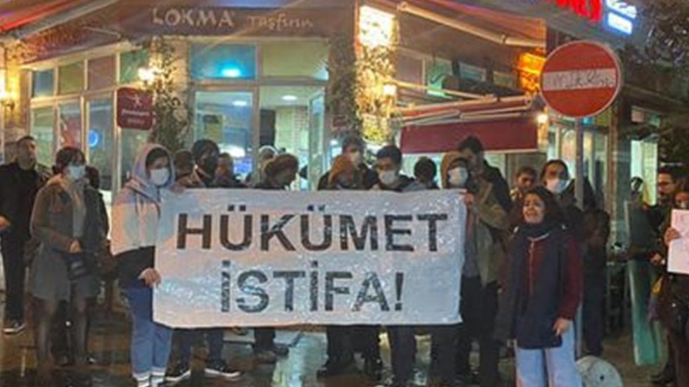 Hayat pahalılığını protesto eden yurttaşlar bug&uuml;n de sokaklardaydı!