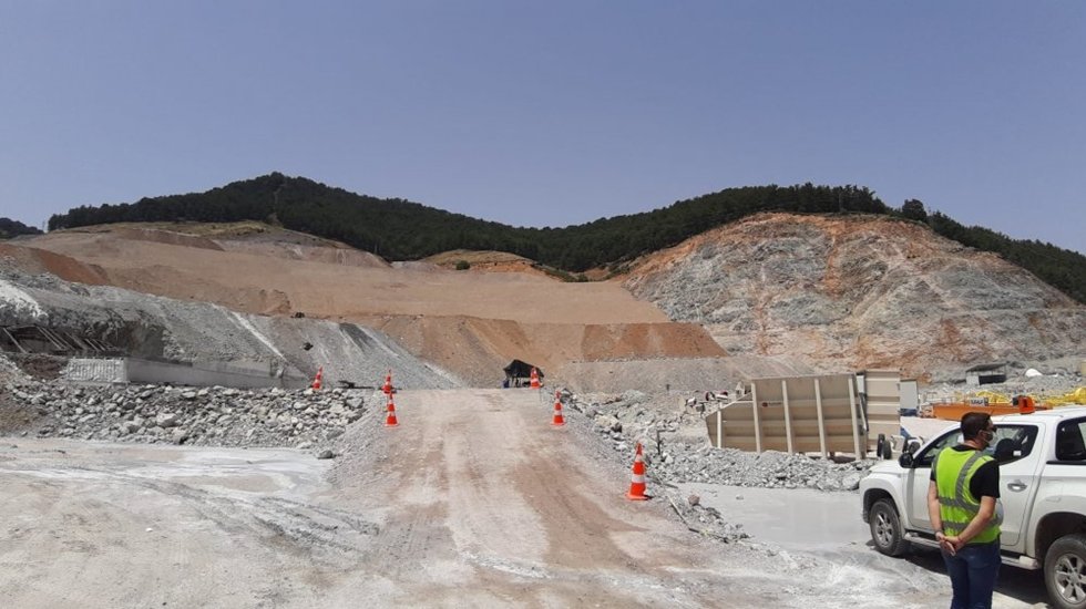 İzmir B&uuml;y&uuml;kşehir&rsquo;in m&uuml;dahil olduğu &ccedil;evre m&uuml;cadelesinde ikinci yargı zaferi