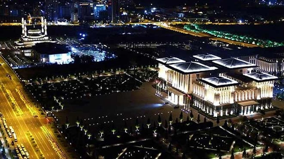 &ldquo;Kadının Stat&uuml;s&uuml; Genel M&uuml;d&uuml;rl&uuml;ğ&uuml;ne 22 milyon, Sarayın elektrik faturasına 21 milyon b&uuml;t&ccedil;e&rdquo;