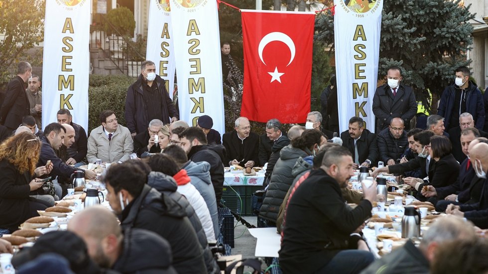 Kılı&ccedil;daroğlu, Ankara Toptancı Halini ziyaret etti