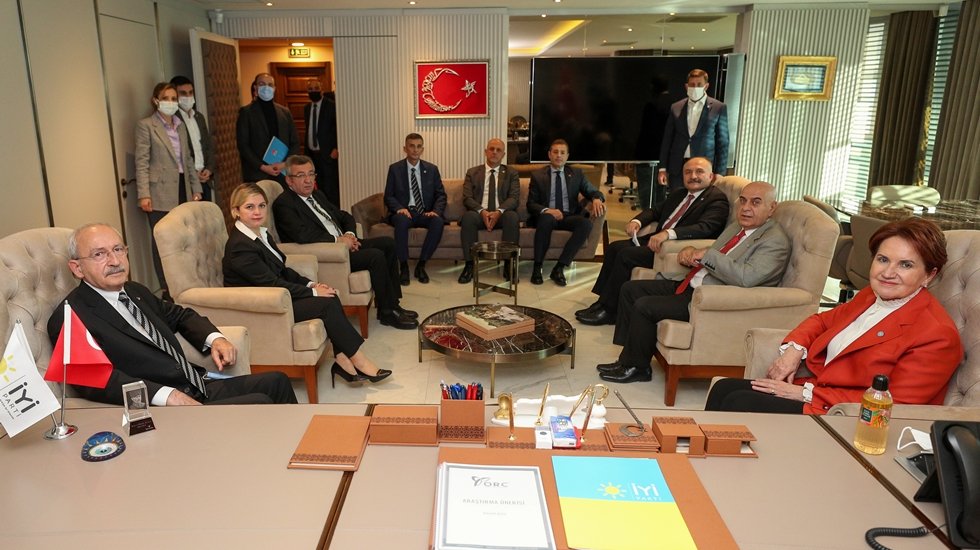 Kılı&ccedil;daroğlu'ndan Meral Akşener&rsquo;e ziyaret