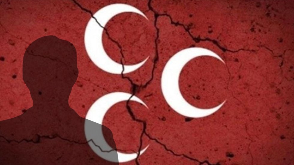 MHP'de 3 milletvekilinin istifası istendi!