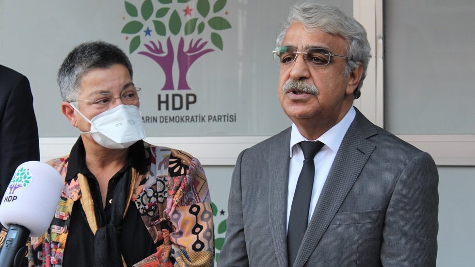 TTB'den  &lsquo;Beyaz Y&uuml;r&uuml;y&uuml;ş&rsquo; i&ccedil;in HDP'ye katılım &ccedil;ağrısı