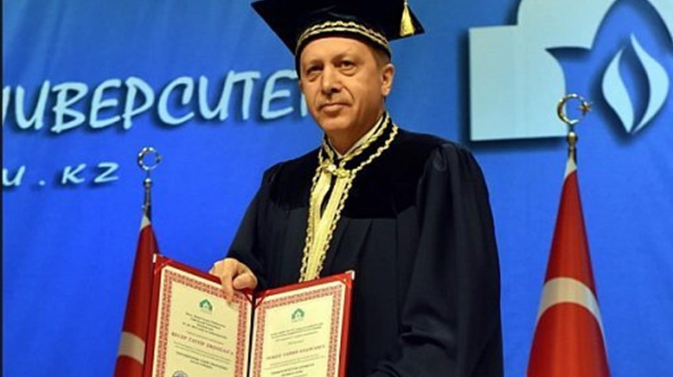 Erdoğan'ın 'diploması' i&ccedil;in bir başvuru daha