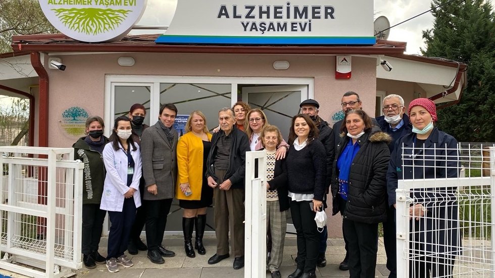 Alzheimer Yaşam Evi, misafirlerini ağırladı