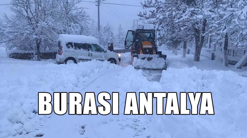 Antalya B&uuml;y&uuml;kşehir karla kapanan yolları a&ccedil;ıyor&nbsp;