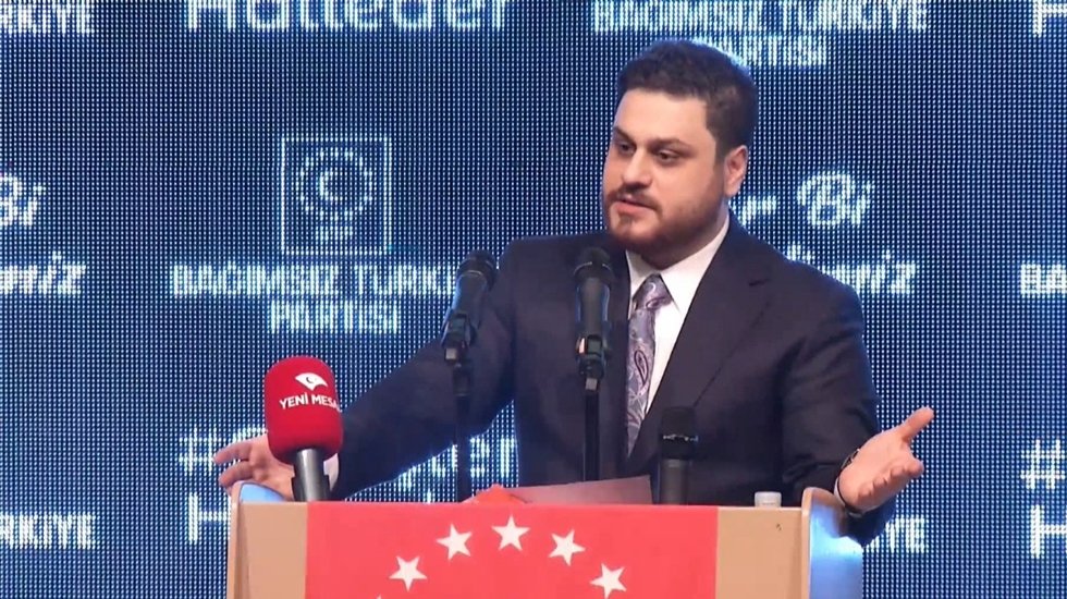 Atat&uuml;rk&rsquo;e &lsquo;Dinsiz&rsquo; diyenlere H&uuml;seyin Baş&rsquo;tan &ccedil;ok sert cevap