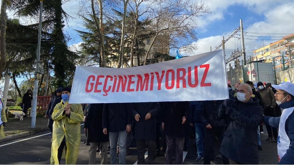 T&uuml;rkiye Raporu Mart ayı araştırmasına g&ouml;re, Yurttaşın y&uuml;zde 87'si &ldquo;Ge&ccedil;inemiyor&rdquo;