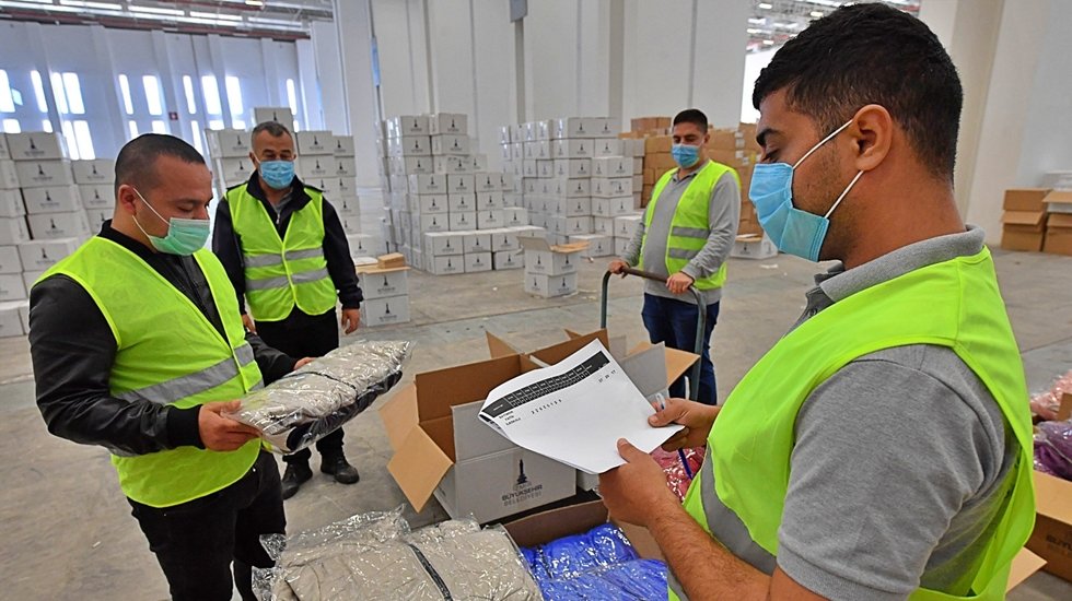 B&uuml;y&uuml;kşehir Belediyesi&rsquo;nin, &ldquo;Kara Kış Destek Hattı&rdquo; hizmete girdi