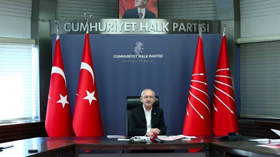 CHP'li belediyelerde en d&uuml;ş&uuml;k &uuml;cret 4500 TL oldu!