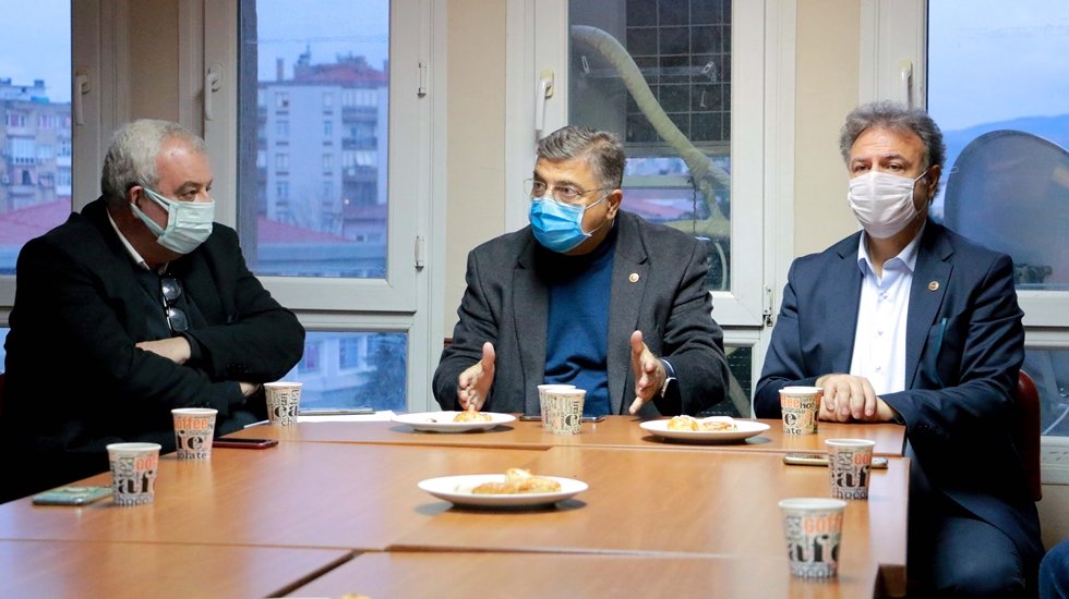 CHP&rsquo;li Sındır: &ldquo;AKP, vatandaşın refahını değil, faiz lobilerini d&uuml;ş&uuml;nen iktidar&rdquo;